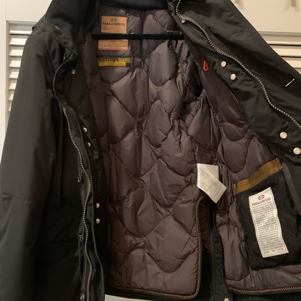 Large Black Parajumpers jacket with removable liner - Picture 2 of 3